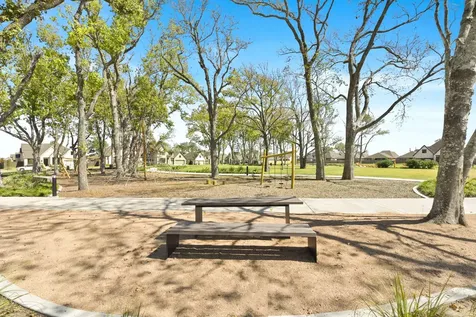 11915 S Pavillion Drive Mont Belvieu TX 77523
