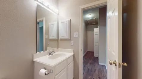 4822 Silverlake Drive Sugar Land TX 77479