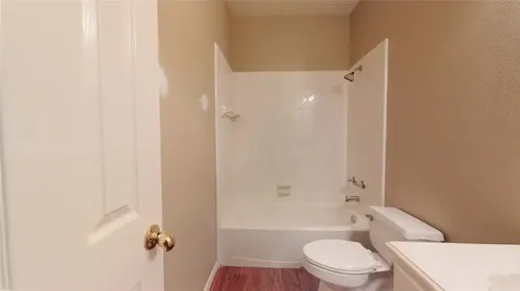 4822 Silverlake Drive Sugar Land TX 77479