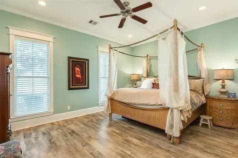 110 Island Passage Galveston TX 77554
