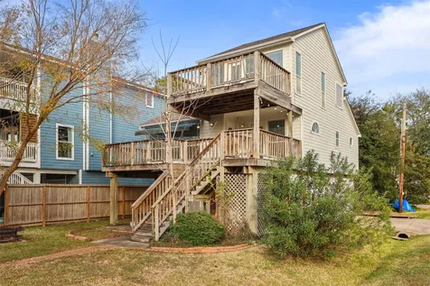 131 Oak Road Clear Lake Shores TX 77565
