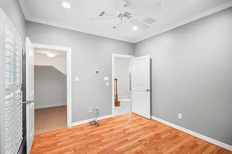 2150 Bancroft Street Houston TX 77027