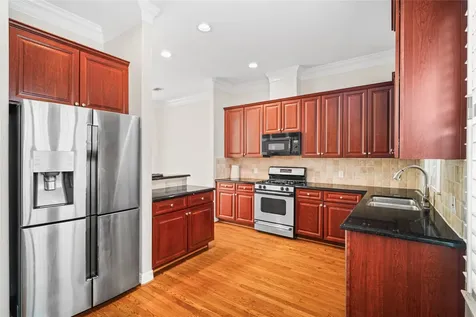 2150 Bancroft Street Houston TX 77027