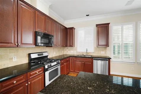 2150 Bancroft Street Houston TX 77027