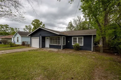 4710 El Paso Street Beaumont TX 77703