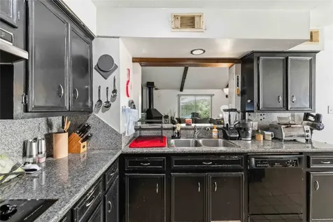 1114 Mustang Trail Houston TX 77339