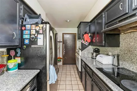 1114 Mustang Trail Houston TX 77339
