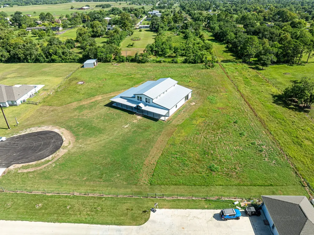 13802 Coyote Run Santa Fe TX 77517