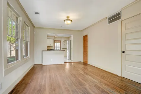 610 Columbia Street Houston TX 77007