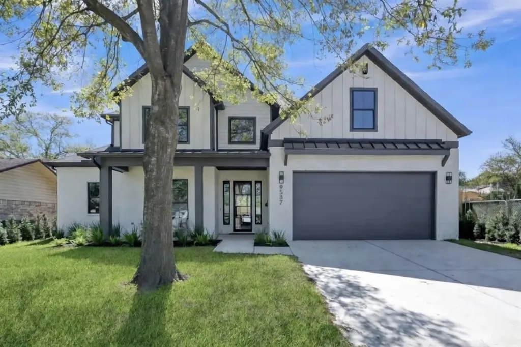9537 Kerrwood Lane Houston TX 77080
