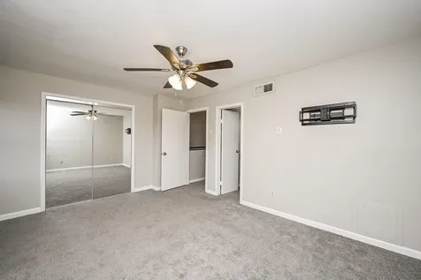 3901 Woodchase Drive 48 Houston TX 77042