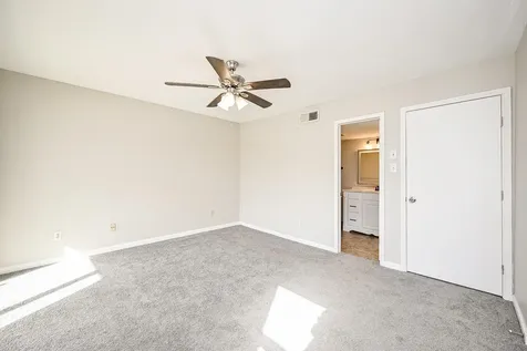 3901 Woodchase Drive 48 Houston TX 77042