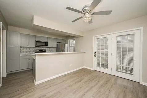 3901 Woodchase Drive 48 Houston TX 77042