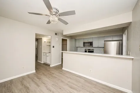 3901 Woodchase Drive 48 Houston TX 77042
