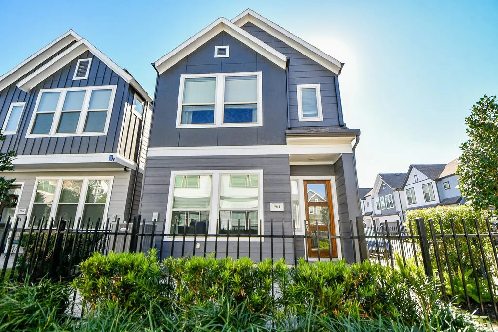 964 Lilly Flower Lane Houston TX 77091