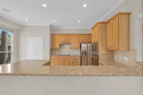 15 E Royal Mews Conroe TX 77384