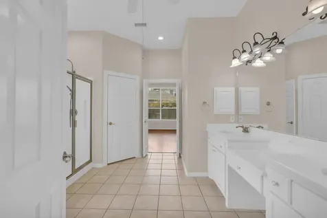 15 E Royal Mews Conroe TX 77384