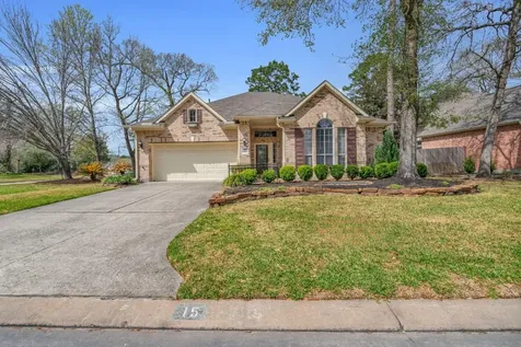 15 E Royal Mews Conroe TX 77384