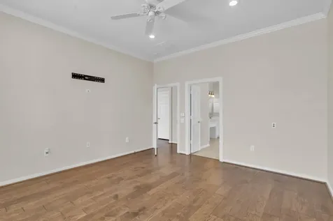 15 E Royal Mews Conroe TX 77384
