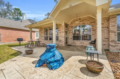 15 E Royal Mews Conroe TX 77384
