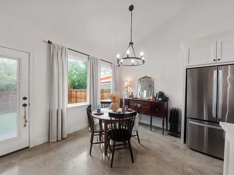 125 Ellis Lane West Columbia TX 77486