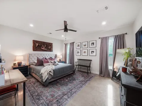 125 Ellis Lane West Columbia TX 77486