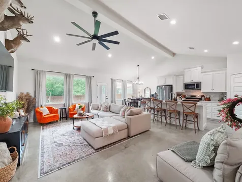 125 Ellis Lane West Columbia TX 77486