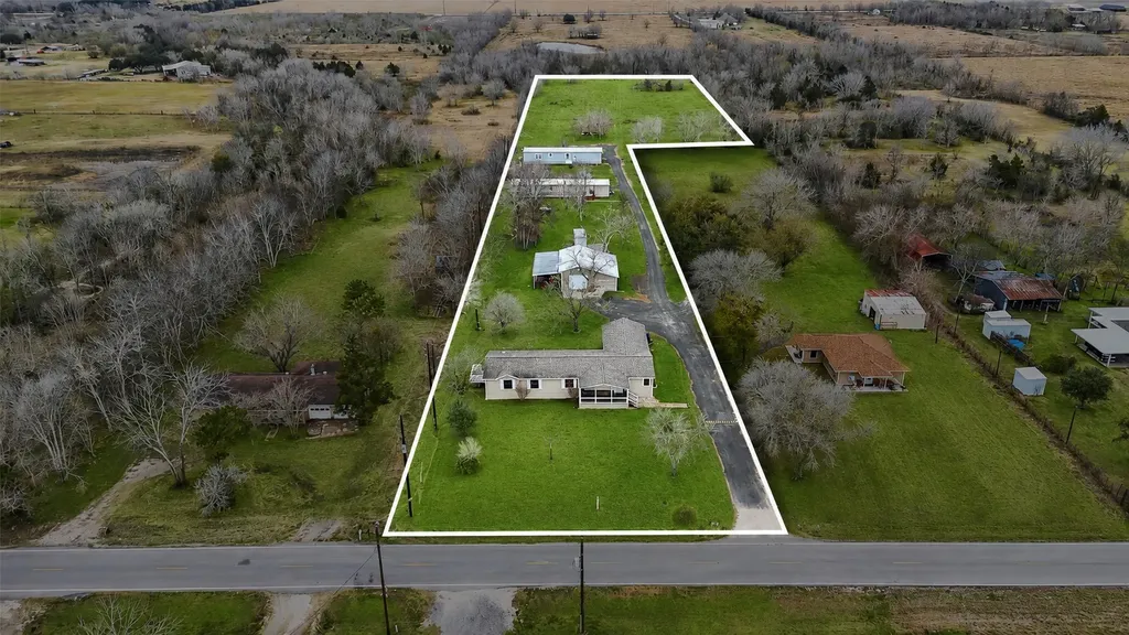 19645 Nordt Road Damon TX 77430