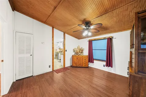 19645 Nordt Road Damon TX 77430