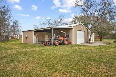 19645 Nordt Road Damon TX 77430