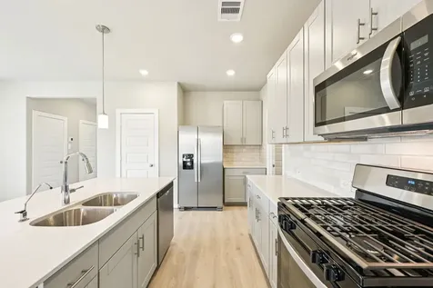 29235 Farmhouse Estates Drive Waller TX 77484