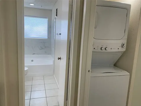 2710 Grants Lake Boulevard C9 Sugar Land TX 77479