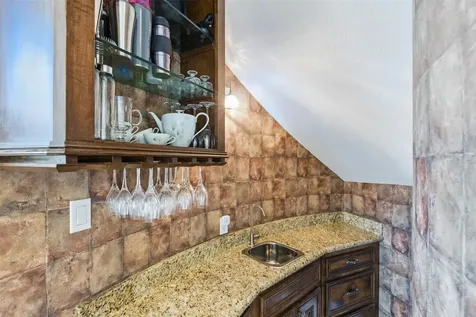 90 Greenview Street Montgomery TX 77356
