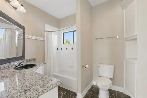 90 Greenview Street Montgomery TX 77356