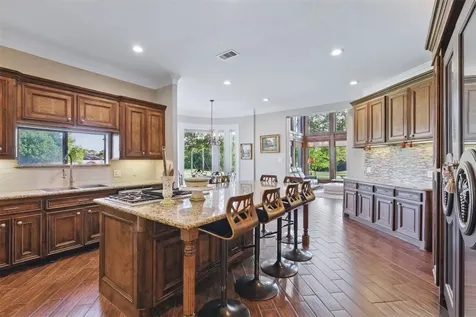 90 Greenview Street Montgomery TX 77356
