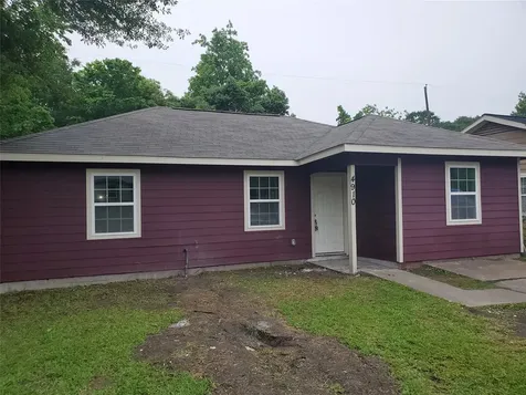 4910 Southwind Street Houston TX 77033