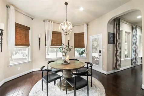 51 Tioga Place Tomball TX 77375