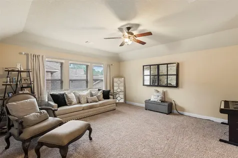 51 Tioga Place Tomball TX 77375