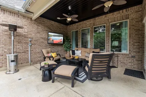 51 Tioga Place Tomball TX 77375