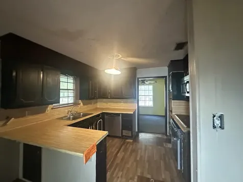 447 Plum Creek Road Longview TX 75605