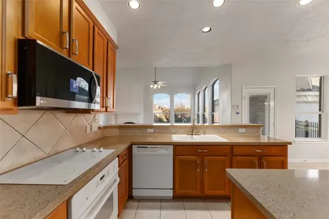 7206 Fiesta Flower Katy TX 77494