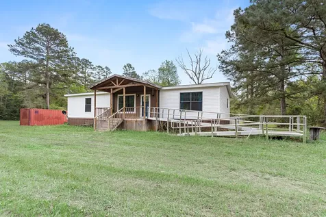 131 County Road 4497 Hillister TX 77624