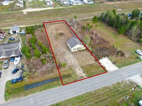 2313 County Road 3540 Cleveland TX 77327