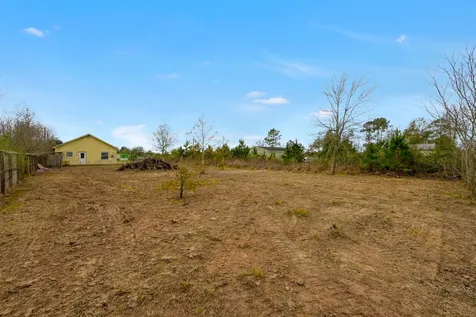 2313 County Road 3540 Cleveland TX 77327