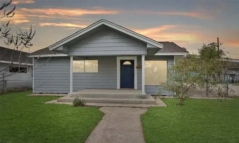 402 S 72nd Street Houston TX 77011