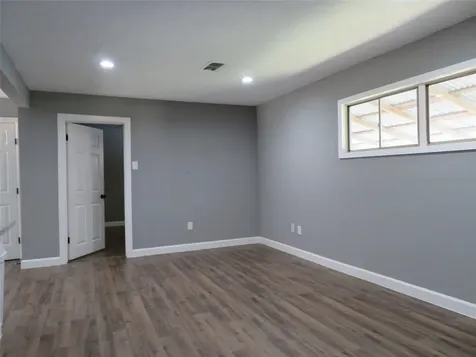 402 S 72nd Street Houston TX 77011