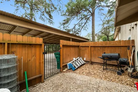 407 W Semands Street Conroe TX 77301