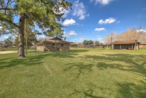 19834 County Road 510 Brazoria TX 77422