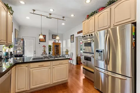 3902 Haven Pines Drive Kingwood TX 77345