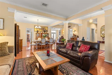 3902 Haven Pines Drive Kingwood TX 77345